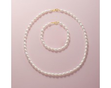 Baby's 4-4.5mm Cultured Pearl Necklace with 14kt Yellow Gold. 13"